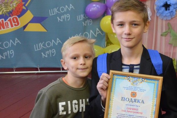 Хлопчики не розгубилися у вогняному полоні