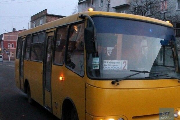 Водій маршрутки у Нововолинську не пустив до салону дідуся 