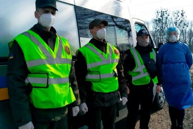 На Волині до карантинних пунктів підвели світло
