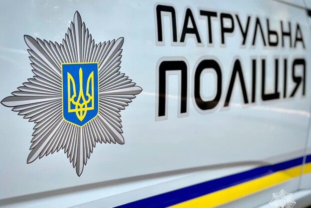 У Луцьку патрульні хотіли покарати водія-нахабу, а він виявився...