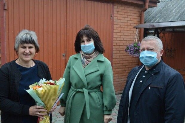 Ковельська влада привітала дружин загиблих героїв АТО з Днем матері