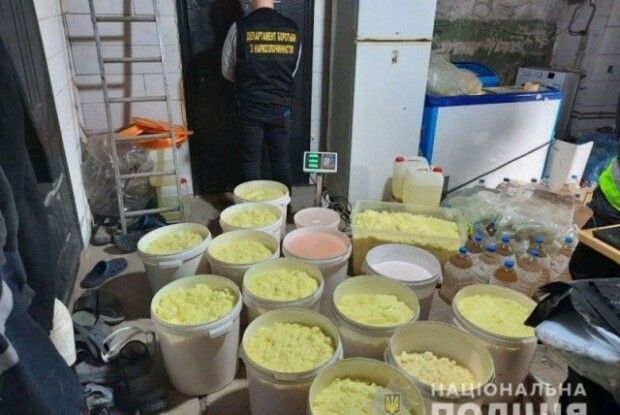 У Дніпрі викрили «наркозавод», що виробляв 300 кг амфетаміну в місяць (Фото, відео)