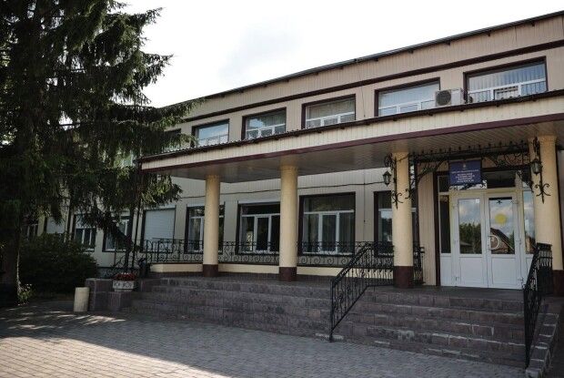 У Волинському науковому ліцеї школярі програмують роботів та тестують VR