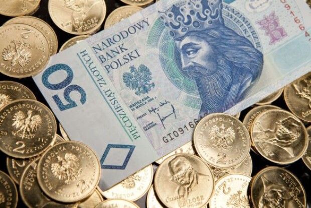 У Польщі готують можливість для українців обміняти свої гривні на злоті