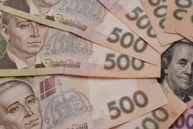 Гривня стала «найміцнішою» валютою світу