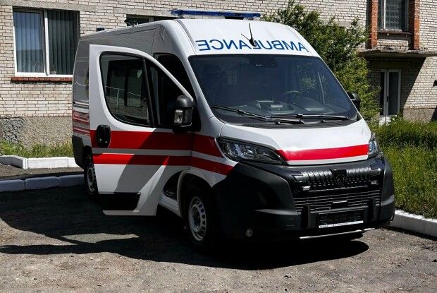 На Волині громаді передали спеціалізований автомобіль