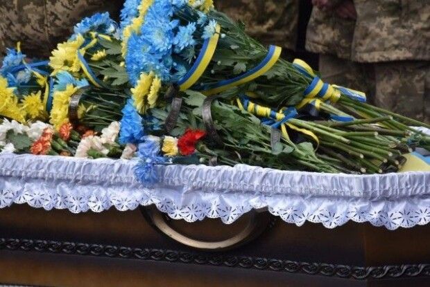 Завтра Луцьк прощатиметься відразу з трьома Героями