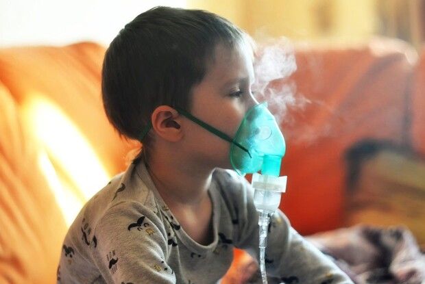 Омікрон малечі не милує: на що батьки мають насамперед звернути увагу