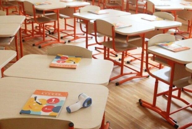 Поки погода дозволяє, школам рекомендують проводити уроки на вулиці