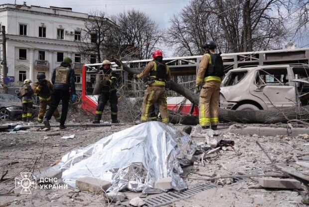Спільний біль: Луцьк оголосив жалобу за загиблими в Сумах