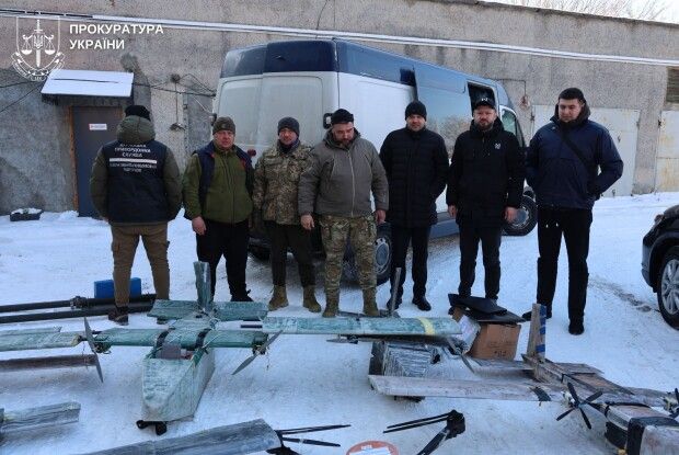 Волинські прокурори передали ЗСУ шість конфіскованих безпілотників