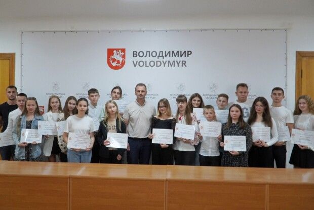 У Володимирі кращі учні та студенти отримуватимуть стипендію міського голови