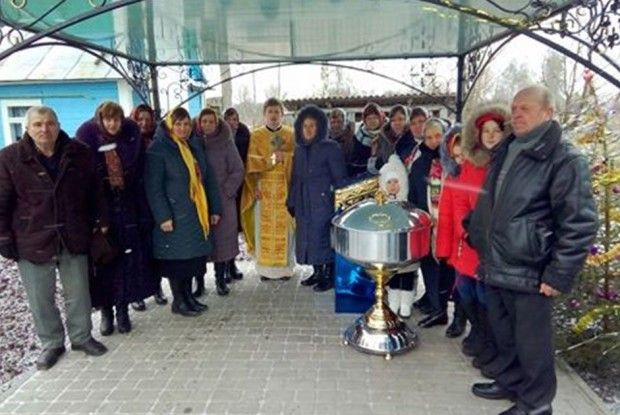 У віддаленому Скриголовому  знову освятили капличку
