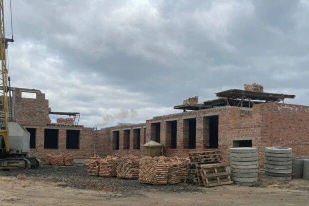Зведення найбільшого на Волині довгобуду перенесли на 2022 рік 
