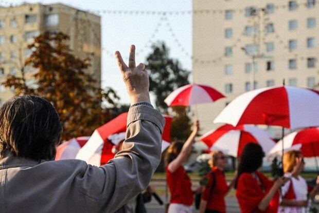 В Україну виїхали близько трьох тисяч білорусів