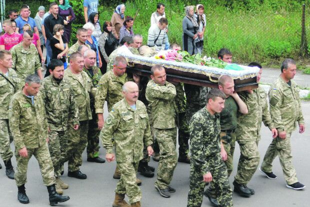 «Дякую, Колю, ти вберіг мене… Повернусь на передову — ​«віддам» за тебе і за себе»