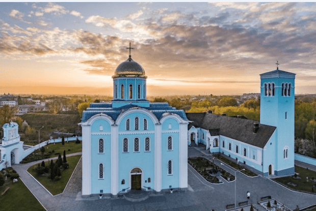 На Волині УПЦ (МП) просить піврічну відстрочку для вивезення реліквій з Успенського собору