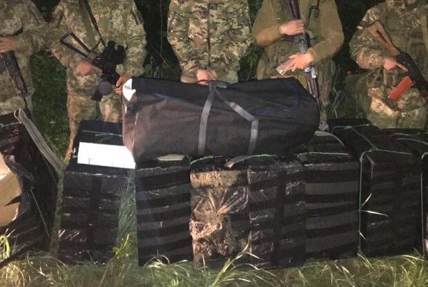Контрабандисти човном переправляли контрабанду до Польщі