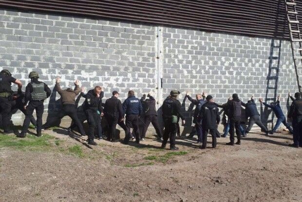 Рейдери намагалися захопити агрофірму
