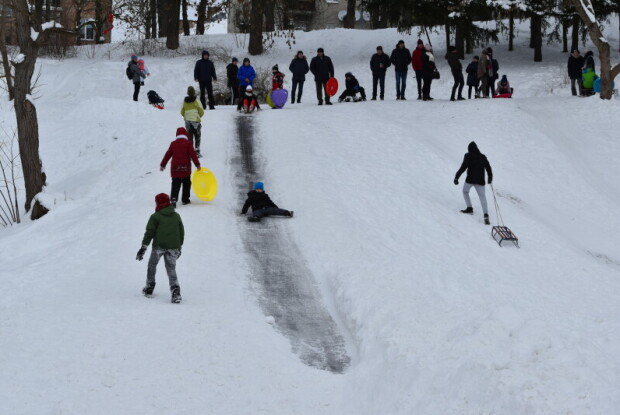 У Луцьку продовжується свято зимового дозвілля «Сніжна зима – 2021»