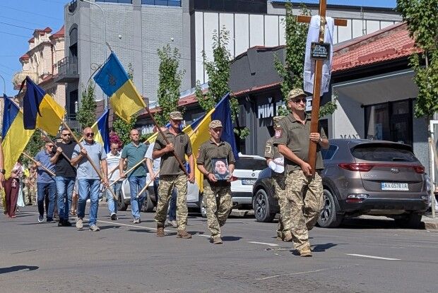 Ковель віддав останню шану воїну-захиснику Віталію Півню