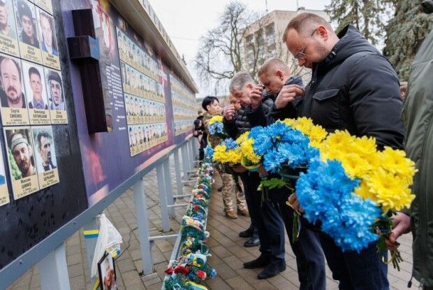 У Луцьку вшанували пам’ять Героїв Небесної Сотні (Фото)