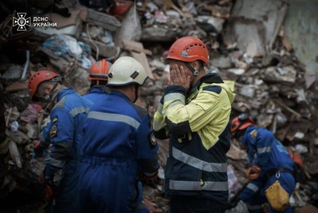 Західна преса: Зеленський утискає опозицію на тлі мирних переговорів з незрозумілою перспективою