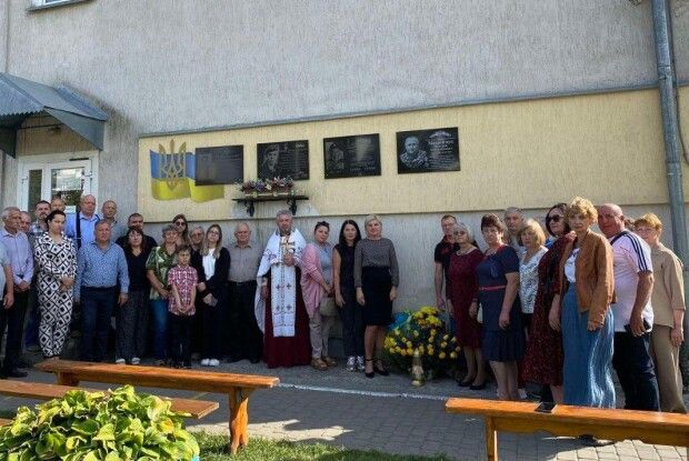 На Волині однокласники зініціювали встановлення пам'ятної дошки загиблому Герою