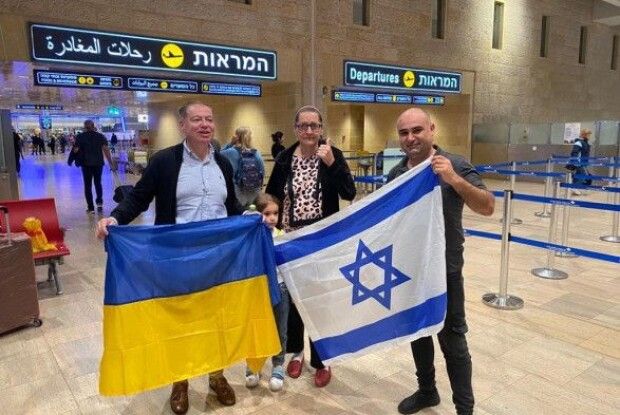 З Ізраїлю вилетів другий евакуаційний літак з 155 українцями