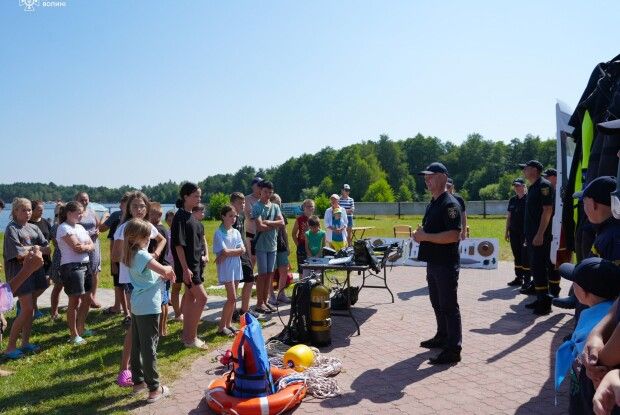 У Шацьку рятувальники провели майстер-клас для ВПО