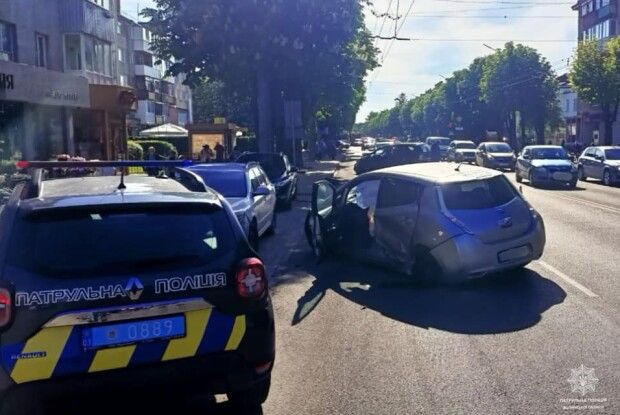 У Луцьку ДТП за участі 4 автівок (Фото)