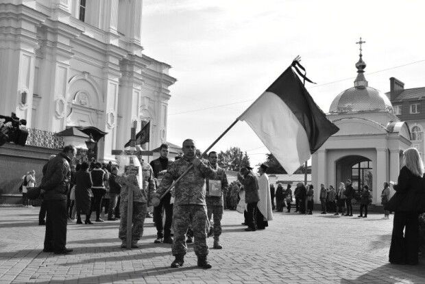 Сьогодні Луцьк попрощався з молодим Героєм