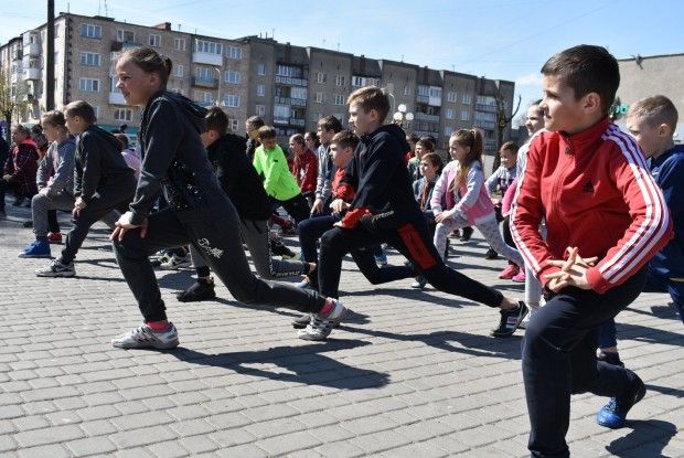 Активні й кмітливі ковельчани змагалися у квесті «Молодь обирає здоров’я» (Фото)