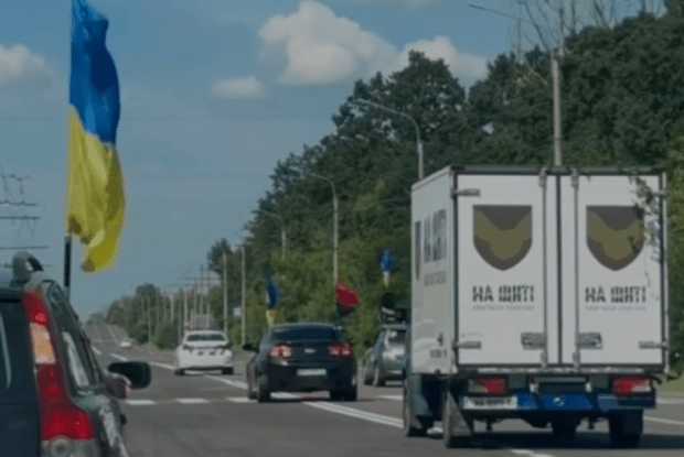 До Луцька «на щиті» привезли полеглих на війні Героїв