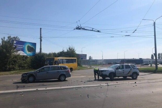 Біля Луцька сталася аварія: постраждалих шпиталізували (Фото)