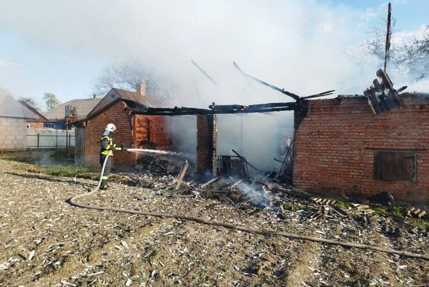 Коротке замикання та недбалість – причини п'яти пожеж на Волині