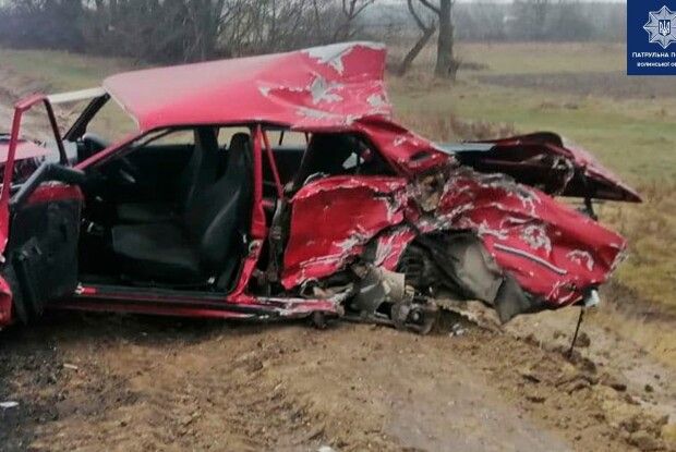 На волинській трасі зіткнулося чотири авто: через аварію ускладнений рух (Фото)