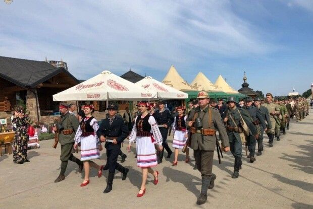 Волинянин розробив програму фестивалю історичної пісні та поезії «Шабелина» і створив його гімн (Фото. Відео)