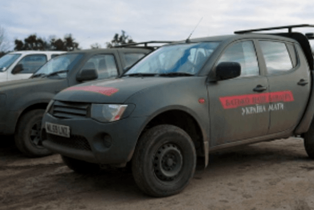 Майстри з Рівненщини виготовили 120 бандеромобілів для захисників: чим вони цінні (Відео)