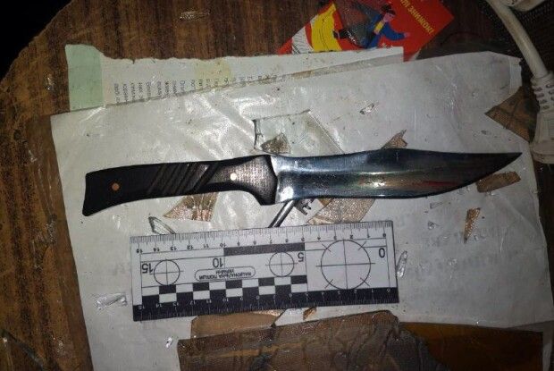 У Рівному охоронець вдарив ножем трьох чоловіків: 22-річний хлопець помер у лікарні (Фото)