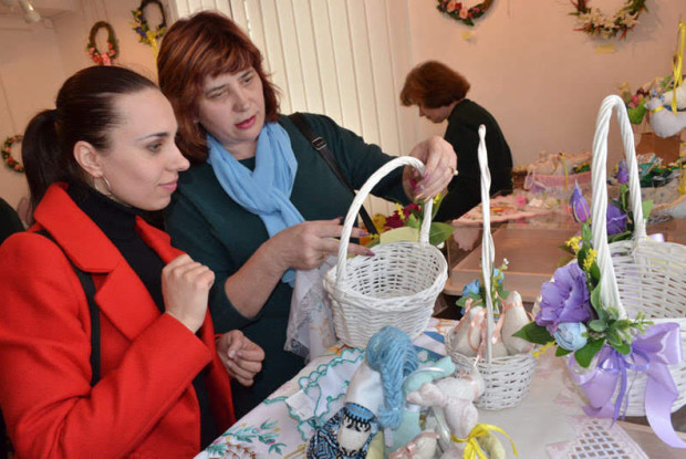 У Музеї Волинської ікони відкрилася виставка-продаж