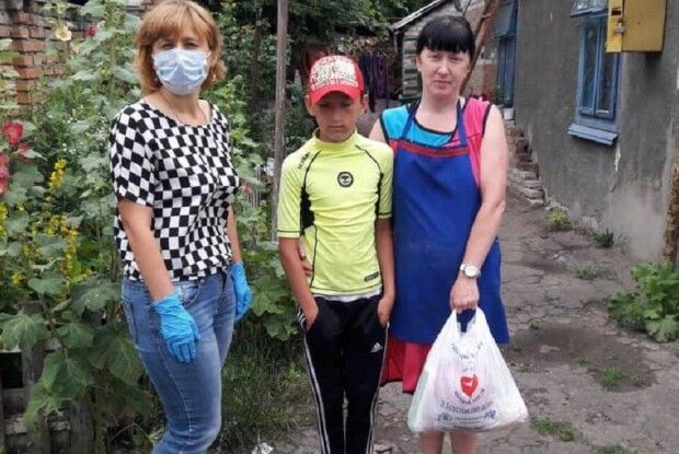 20 «особливих» луцьких родин отримали допомогу від благодійників