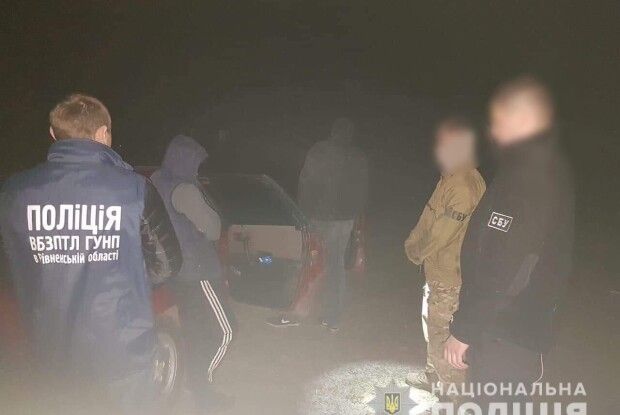 На Рівненщині співробітники поліції припинили діяльність каналу нелегальної міграції