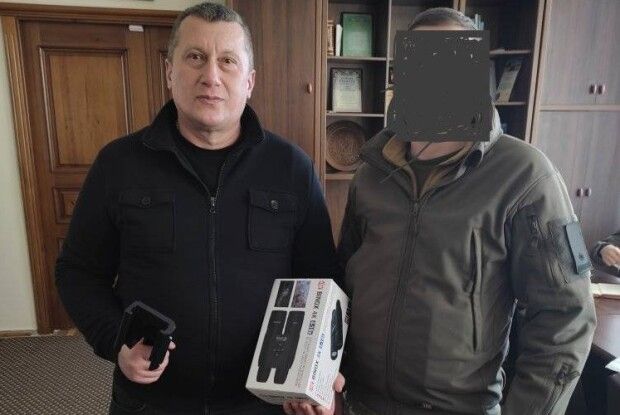 Громада на Волині придбала обладнання для Захисників 