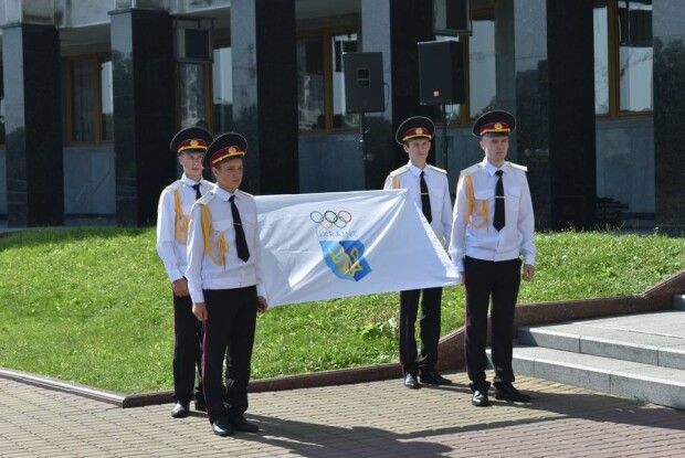 На Волині підняли олімпійський прапор: вісім наших спортсменів поїхали на Олімпіаду
