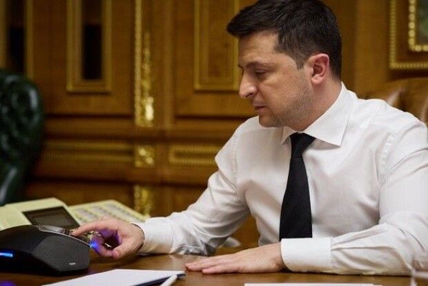 Деталі розмови Володимира Зеленського та Еммануеля Макрона 