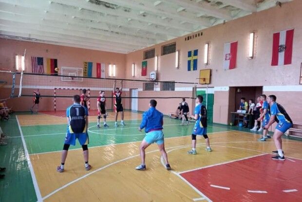 У Рожищі відбувся волейбольний турнір пам’яті тренера (Фото)