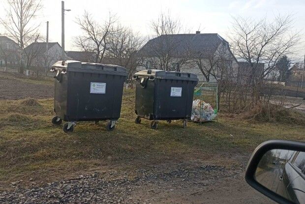 У Ратному втановили євроконтейнери для сміття