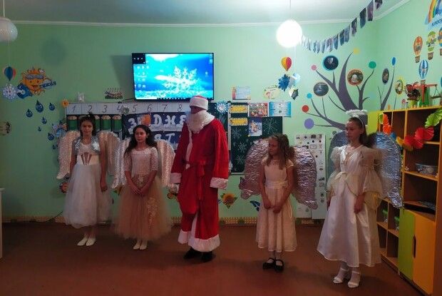 У школу на Маневиччині завітав Святий Миколай