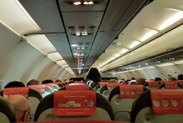 росіяни намагалися без квитків долетіти до Англії